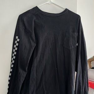 Long sleeve pocket tee shirt